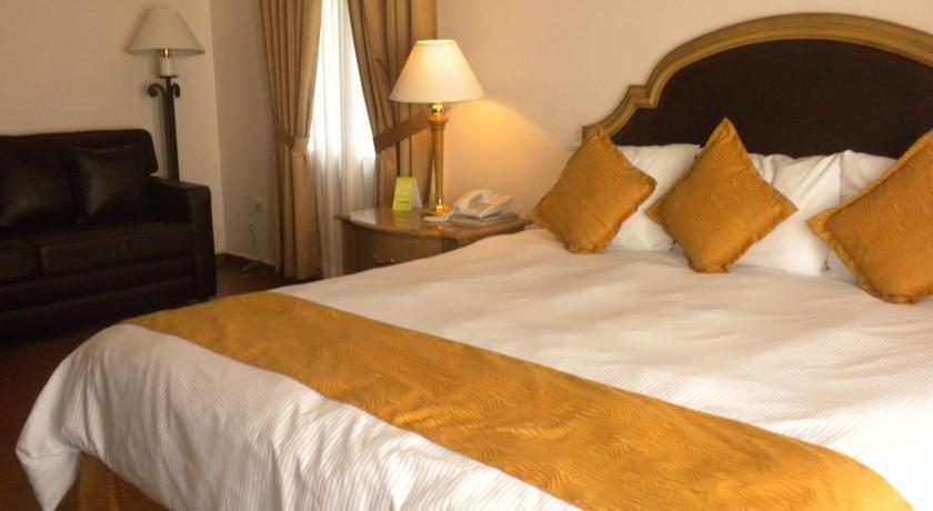 Best Western Centro Cadereyta Кадерейта-Хименес Экстерьер фото